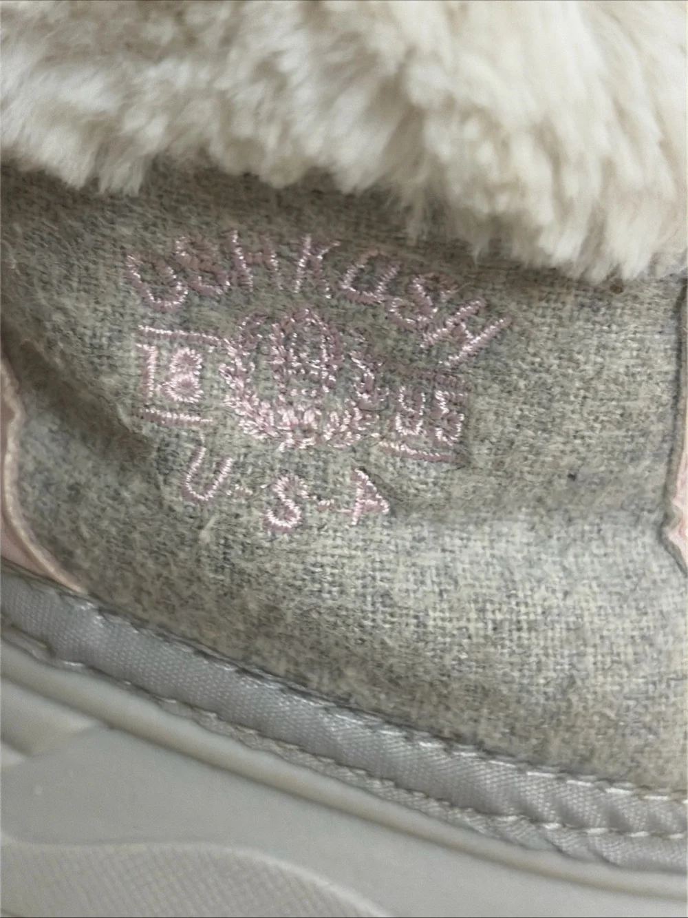 Oshkosh Children's Pink & Beige Winter Snow Boot with Faux Fur Cuff size 6